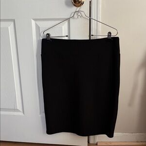 Elegant Black Pencil Skirt